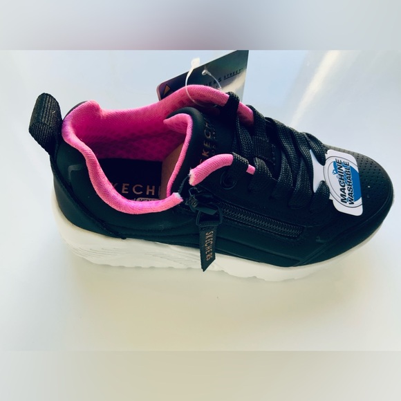 Skechers Other - Skechers kids Sneakers